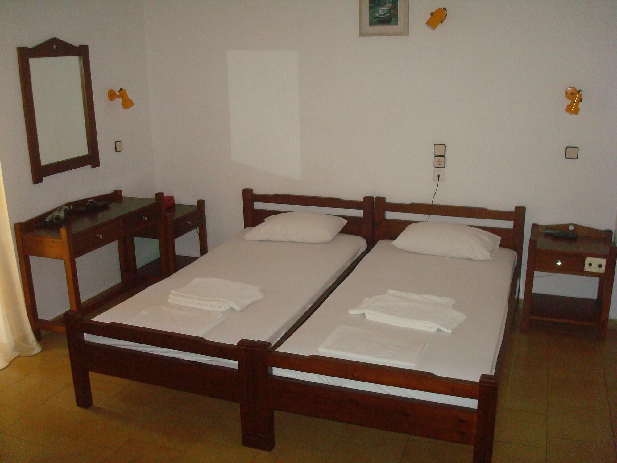 Hotel Aghas Paleochora Ngoại thất bức ảnh