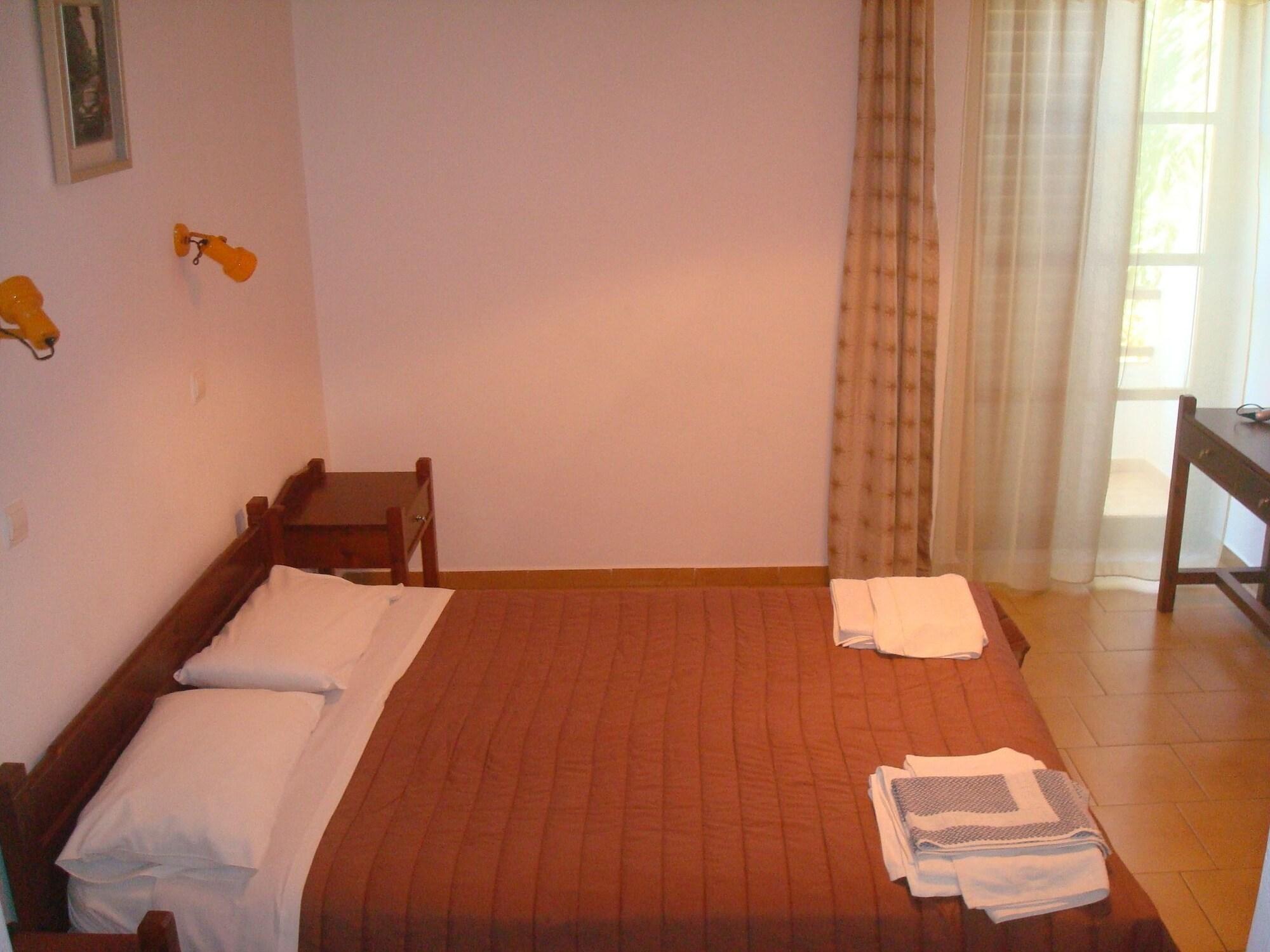 Hotel Aghas Paleochora Ngoại thất bức ảnh